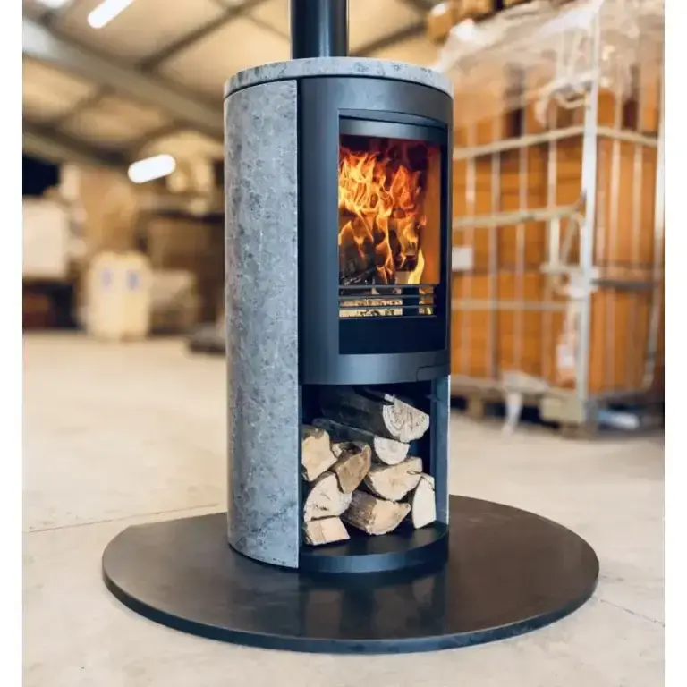 Wood burners vs open fires UK: Modern Ecodesign stove with clean burn and high efficiency – Surrey & Sussex Stoves guide 2026